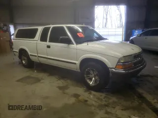 2001 GMC Sonoma SLS w/1SG Pkg with VIN 1GTCS19W818228836, listed as a Copart auction lot 85732914 with 0 mi miles and Clean Title. Bid and sale history available at carsss.com. Image 4.