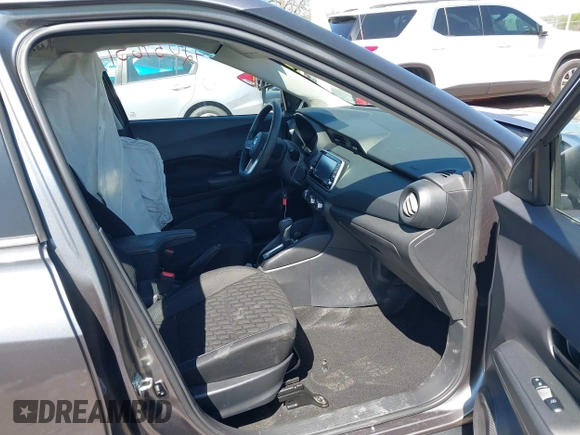 2021 Nissan Kicks S with VIN 3N1CP5BV3ML504763, listed as a IAAI auction lot 42037651 with 36,247 mi miles and . Bid and sale history available at carsss.com. Image 5.