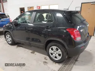 2015 Chevrolet Trax LS with VIN KL7CJKSBXFB126980, listed as a IAAI auction lot 41859980 with 62,483 mi miles. Bid and sale history available at carsss.com. Image 3.