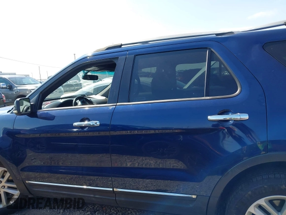2012 Ford Explorer XLT с VIN 1FMHK8D83CGA18933, выставлен на аукционе IAAI как лот 42717440 с пробегом 182 555 миль миль и . История ставок и продаж доступна на DreamBid. Изображение 14.