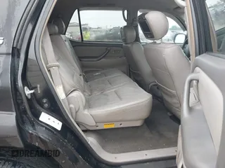 2007 Toyota Sequoia SR5 with VIN 5TDZT34A87S296251, listed as a IAAI auction lot 42025210 with 259,893 mi miles. Bid and sale history available at carsss.com. Image 8.