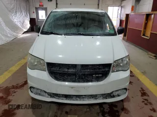 2014 Ram Cargo Van Tradesman with VIN 2C4JRGAG1ER352967, listed as a Copart auction lot 41889575 with 200,857 mi miles and Clean Title. Bid and sale history available at carsss.com. Image 5.