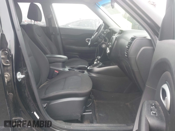 2018 Kia Soul with VIN KNDJN2A27J7561919, listed as a IAAI auction lot 41744324 with 80,364 mi miles. Bid and sale history available at carsss.com. Image 5.