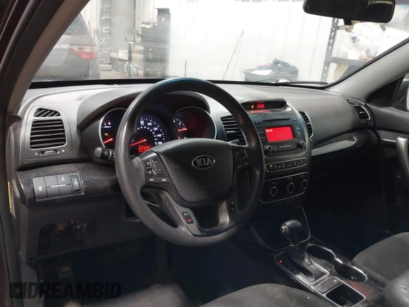2015 Kia Sorento LX with VIN 5XYKTDA70FG646886, listed as a IAAI auction lot 42469491 with 214,232 mi miles and . Bid and sale history available at DreamBid. Image 18.