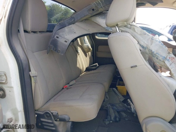 2010 Ford F-150 XL with VIN 1FTEX1C80AKE57132, listed as a IAAI auction lot 39923782 with 68,108 mi miles. Bid and sale history available at carsss.com. Image 8.