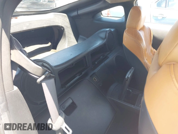 2004 Nissan 350Z Enthusiast z VIN JN1AZ34D74T164233, wystawiony jako IAAI lot #42509421 z przebiegiem 90 780 mil mil oraz . Historia ofert i sprzedaży dostępna na DreamBid. Obrazek 8.