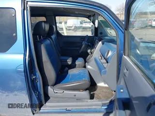 2006 Honda Element EX-P z VIN 5J6YH28756L016639, wystawiony jako IAAI lot #41652606 z przebiegiem 249 376 mil mil oraz . Historia ofert i sprzedaży dostępna na DreamBid. Obrazek 5.