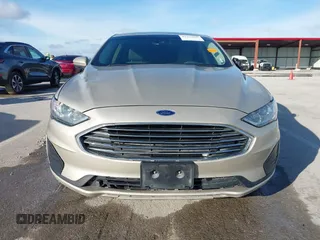 2019 Ford Fusion SE with VIN 3FA6P0HD3KR212008, listed as a IAAI auction lot 41465049 with 140,574 mi miles. Bid and sale history available at carsss.com. Image 12.