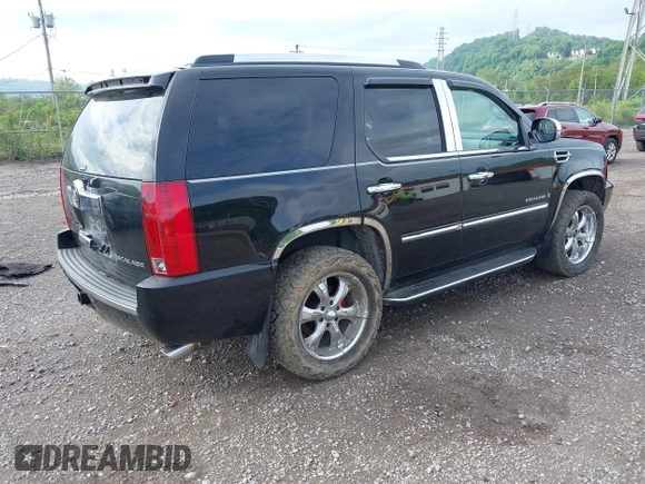 2007 Cadillac Escalade z VIN 1GYFK63837R400983, wystawiony jako IAAI lot #42211005 z przebiegiem 181 006 mil mil oraz . Historia ofert i sprzedaży dostępna na DreamBid. Obrazek 4.