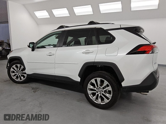 2024 Toyota RAV4 XLE Premium with VIN 2T3C1RFV2RW316204, listed as a Copart auction lot 53044665 with 18,276 mi miles and Clean title. Bid and sale history available at DreamBid. Image 2.