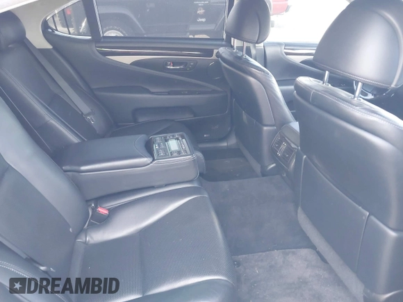 2013 Lexus LS 460 L with VIN JTHGL1EF8D5050029, listed as a IAAI auction lot 41891150 with 202,315 mi miles. Bid and sale history available at carsss.com. Image 8.
