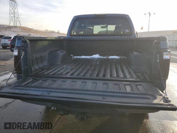 2006 Ford F-250 XL with VIN 1FTSW21P06EC13170, listed as a Copart auction lot 44038305 with 198,100 mi miles and Clean title. Bid and sale history available at DreamBid. Image 6.