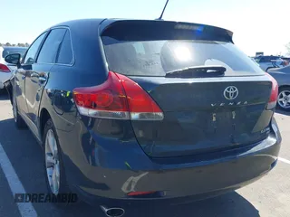 2015 Toyota Venza XLE with VIN 4T3BK3BB1FU117285, listed as a IAAI auction lot 41995884 with 106,237 mi miles. Bid and sale history available at carsss.com. Image 3.