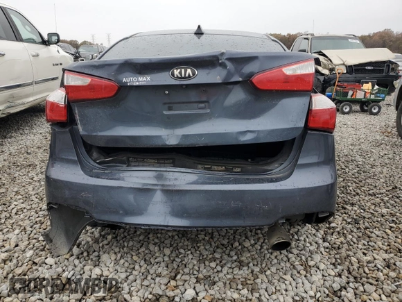 2016 Kia Forte EX z VIN KNAFX4A81G5527525, wystawiony jako Copart lot #83224694 z przebiegiem Nie podano mil oraz Czysty tytuł • Clean title. Historia ofert i sprzedaży dostępna na DreamBid. Obrazek 6.