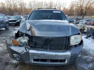 2009 Ford Escape Limited with VIN 1FMCU94749KB55161, listed as a Copart auction lot 41877015 with 178,663 mi miles and Salvage title. Bid and sale history available at DreamBid. Image 5.