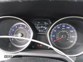 2014 Hyundai Elantra SE z VIN KMHDH4AEXEU172446, wystawiony jako IAAI lot #41819303 z przebiegiem 95 751 mil mil oraz . Historia ofert i sprzedaży dostępna na DreamBid. Obrazek 7.