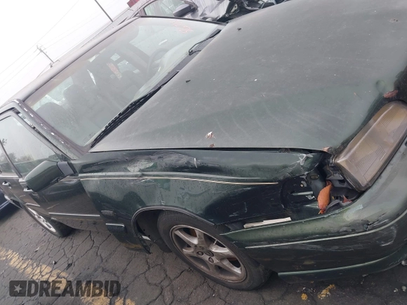 1998 Volvo S70 z VIN YV1LS5574W3526725, wystawiony jako IAAI lot #40676024 z przebiegiem 241 558 mil mil oraz . Historia ofert i sprzedaży dostępna na DreamBid. Obrazek 12.