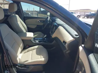 2023 Chevrolet Traverse LS z VIN 1GNERFKW2PJ238587, wystawiony jako IAAI lot #42057535 z przebiegiem 43 736 mil mil oraz . Historia ofert i sprzedaży dostępna na DreamBid. Obrazek 5.