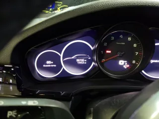 2020 Porsche Cayenne S z VIN WP1AB2AY1LDA27136, wystawiony jako Copart lot #70568372 z przebiegiem 36 709 mil mil oraz . Historia ofert i sprzedaży dostępna na DreamBid. Obrazek 8.