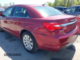 2014 Chrysler 200 LX with VIN 1C3CCBAB6EN211685, listed as a IAAI auction lot 42061267 with 178,834 mi miles. Bid and sale history available at carsss.com. Image 6.