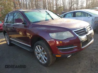 2008 Volkswagen Touareg V6 with VIN WVGBE77L38D044092, listed as a IAAI auction lot 41766743 with Not Provided miles and . Bid and sale history available at DreamBid. Image 1.