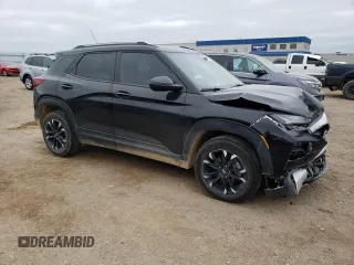 2022 Chevrolet TrailBlazer LT with VIN KL79MPSL2NB083869, listed as a Copart auction lot 66337784 with 42,888 mi miles and Salvage Title. Bid and sale history available at DreamBid. Image 4.