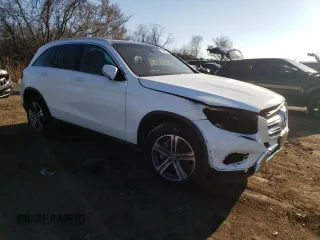 2019 Mercedes-Benz GLC with VIN WDC0G4KB1KF656137, listed as a Copart auction lot 73082562 with 35,893 mi miles. Bid and sale history available at carsss.com. Image 4.