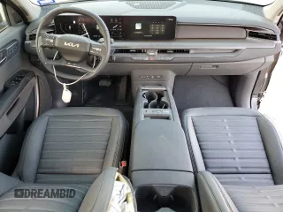 2024 Kia EV9 Land with VIN KNDADFS5XR6034154, listed as a Copart auction lot 75816374 with 8,336 mi miles and Salvage Title. Bid and sale history available at carsss.com. Image 8.