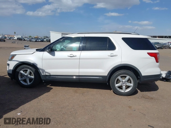 2018 Ford Explorer XLT with VIN 1FM5K7D87JGC94039, listed as a IAAI auction lot 41935900 with 46,939 mi miles and . Bid and sale history available at DreamBid. Image 14.