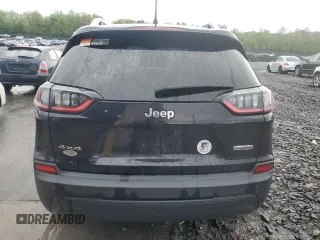 2021 Jeep Cherokee Latitude Plus z VIN 1C4PJMLB4MD233507, wystawiony jako Copart lot #55329365 z przebiegiem 68 690 mil mil oraz Szkoda całkowita • Salvage title. Historia ofert i sprzedaży dostępna na DreamBid. Obrazek 6.
