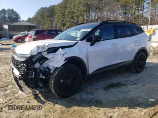 2023 Kia Sportage X-Pro z VIN 5XYK7CAFXPG101009, wystawiony jako Copart lot #42062405 z przebiegiem 24 828 mil mil oraz Szkoda całkowita • Salvage title. Historia ofert i sprzedaży dostępna na DreamBid. Obrazek 1.