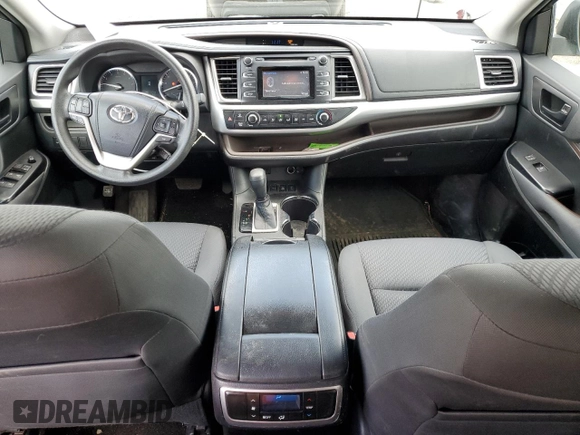 2014 Toyota Highlander LE z VIN 5TDBKRFH5ES019510, wystawiony jako Copart lot #49123765 z przebiegiem 97 367 mil mil oraz Szkoda całkowita • Salvage title. Historia ofert i sprzedaży dostępna na DreamBid. Obrazek 8.
