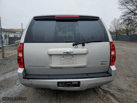 2009 Chevrolet Suburban LT w/2LT with VIN 1GNFK26359R269967, listed as a Copart auction lot 51189125 with 370,604 mi miles and Clean Title. Bid and sale history available at carsss.com. Image 6.