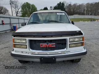 1997 GMC Yukon with VIN 1GKEK13R4VJ700223, listed as a Copart auction lot 49840845 with 231,512 mi miles and Salvage Title. Bid and sale history available at carsss.com. Image 5.
