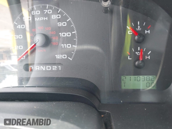 2008 Ford F-150 XL with VIN 1FTRF12218KD25864, listed as a IAAI auction lot 42401225 with 211,038 mi miles and . Bid and sale history available at DreamBid. Image 7.