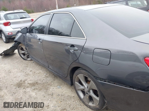 2014 Toyota Camry L with VIN 4T1BF1FK1EU352652, listed as a IAAI auction lot 41918072 with 1 mi miles. Bid and sale history available at carsss.com. Image 13.