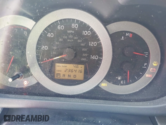 2007 Toyota RAV4 Sport with VIN JTMBK32V076010452, listed as a IAAI auction lot 41315696 with 236,416 mi miles. Bid and sale history available at carsss.com. Image 7.