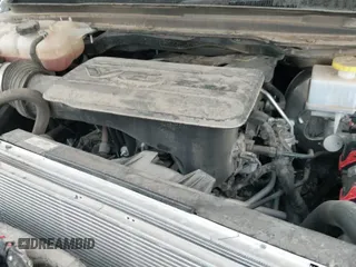 2023 Ram 1500 Big Horn z VIN 1C6RREBG9PN511845, wystawiony jako IAAI lot #41548812 z przebiegiem 25 094 mil mil oraz . Historia ofert i sprzedaży dostępna na DreamBid. Obrazek 19.