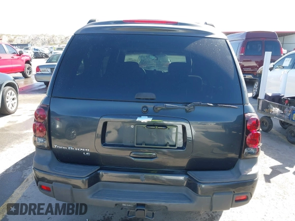 2006 Chevrolet TrailBlazer LS with VIN 1GNES16S066128752, listed as a IAAI auction lot 41830619 with 182,729 mi miles. Bid and sale history available at carsss.com. Image 17.