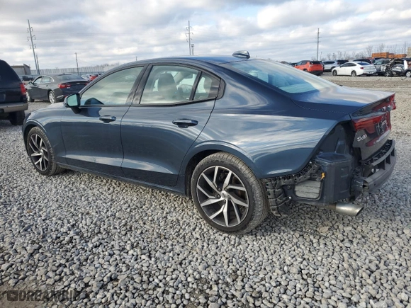 2020 Volvo S60 Momentum with VIN 7JR102FK4LG073121, listed as a Copart auction lot 86650304 with 60,722 mi miles and Salvage Title. Bid and sale history available at carsss.com. Image 2.