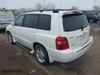2005 Toyota Highlander with VIN JTEDP21A450072905, listed as a IAAI auction lot 41583297 with 250,061 mi miles. Bid and sale history available at carsss.com. Image 3.