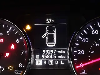 2015 Nissan Rogue S z VIN JN8AS5MV7FW250122, wystawiony jako IAAI lot #41580981 z przebiegiem 99 297 mil mil oraz . Historia ofert i sprzedaży dostępna na DreamBid. Obrazek 15.