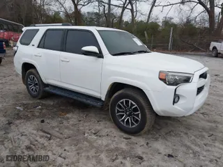 2019 Toyota 4Runner SR5 with VIN JTEBU5JR4K5679277, listed as a IAAI auction lot 41793373 with 103,737 mi miles. Bid and sale history available at carsss.com. Image 1.