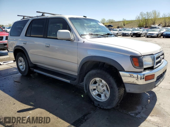 1997 Toyota 4Runner SR5 z VIN JT3HN86RXV0057844, wystawiony jako Copart lot #55357775 z przebiegiem 308 521 mil mil oraz Szkoda całkowita • Salvage title. Historia ofert i sprzedaży dostępna na DreamBid. Obrazek 4.