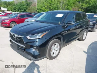 2021 Toyota Highlander L with VIN 5TDZZRAH5MS525595, listed as a IAAI auction lot 42050564 with 32,542 mi miles and . Bid and sale history available at DreamBid. Image 17.