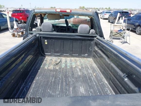 2004 Chevrolet Silverado 1500 LS with VIN 1GCEC14V54Z187746, listed as a IAAI auction lot 41831141 with 1 mi miles. Bid and sale history available at carsss.com. Image 8.