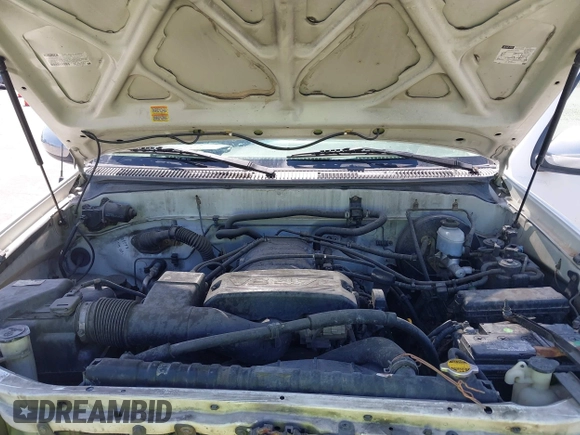 2000 Toyota Tundra SR5 with VIN 5TBRT341XYS089919, listed as a IAAI auction lot 42214956 with 357,048 mi miles and . Bid and sale history available at DreamBid. Image 10.