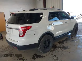 2011 Ford Explorer XLT with VIN 1FMHK7D84BGA57023, listed as a IAAI auction lot 42023816 with 205,238 mi miles and . Bid and sale history available at DreamBid. Image 4.