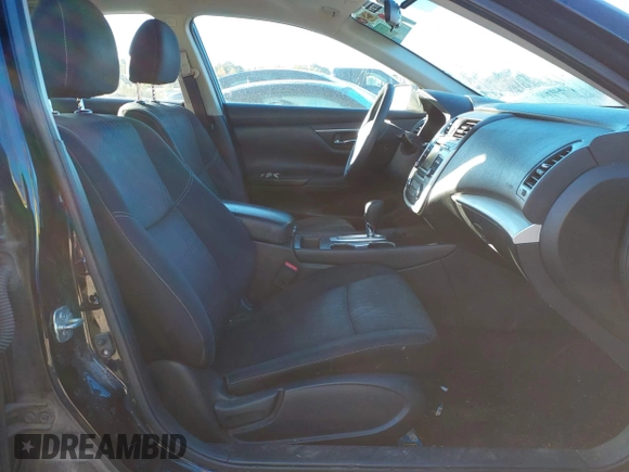 2017 Nissan Altima SV with VIN 1N4AL3AP9HC496344, listed as a IAAI auction lot 40925166 with 173,630 mi miles and . Bid and sale history available at carsss.com. Image 5.