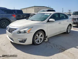 2015 Nissan Altima 2.5 S with VIN 1N4AL3AP9FN404764, listed as a Copart auction lot 52786325 with 95,589 mi miles and Clean Title. Bid and sale history available at carsss.com. Image 1.